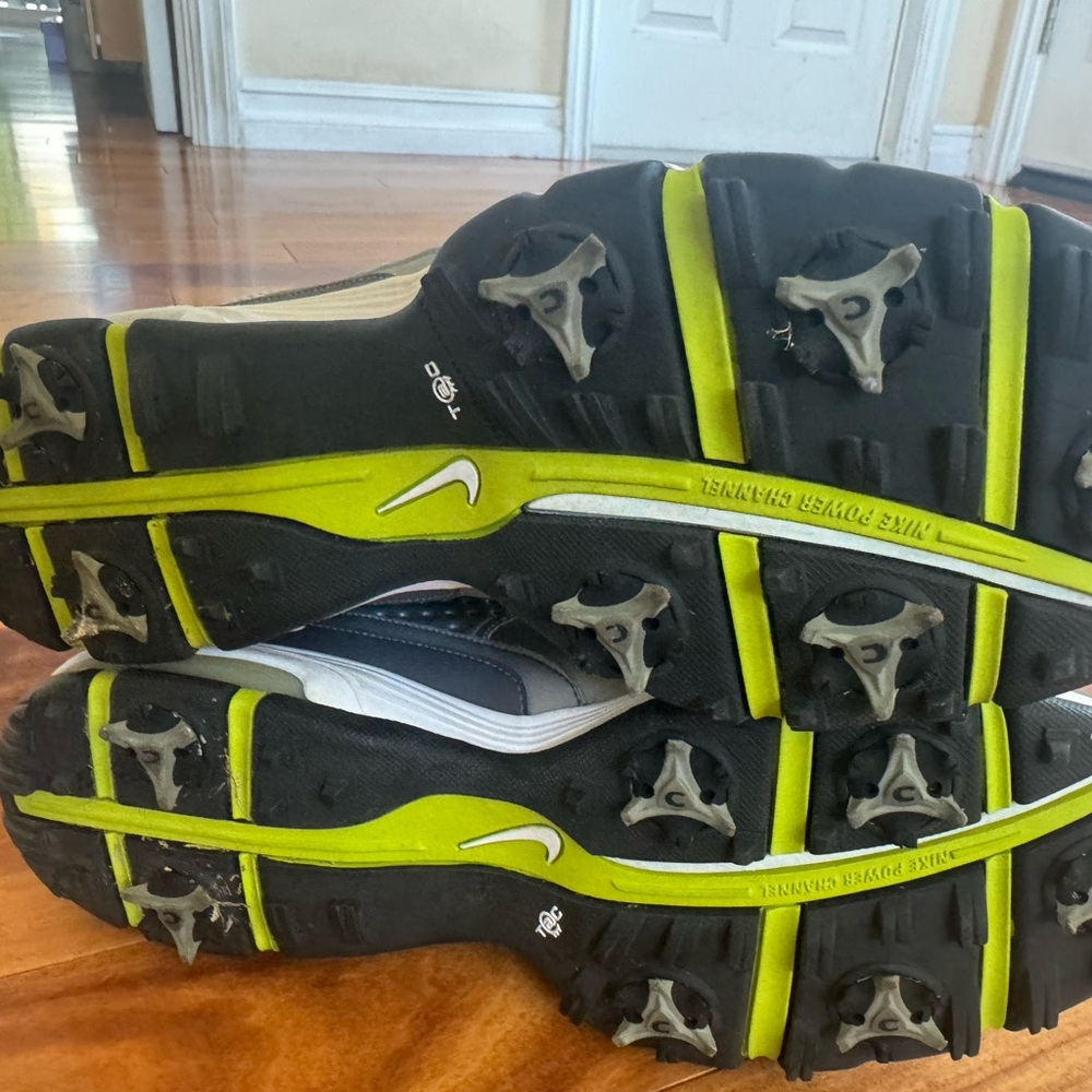 Nike Air Men's golf Shoes in Gray with Yellow Accents - Picture 4 of 6